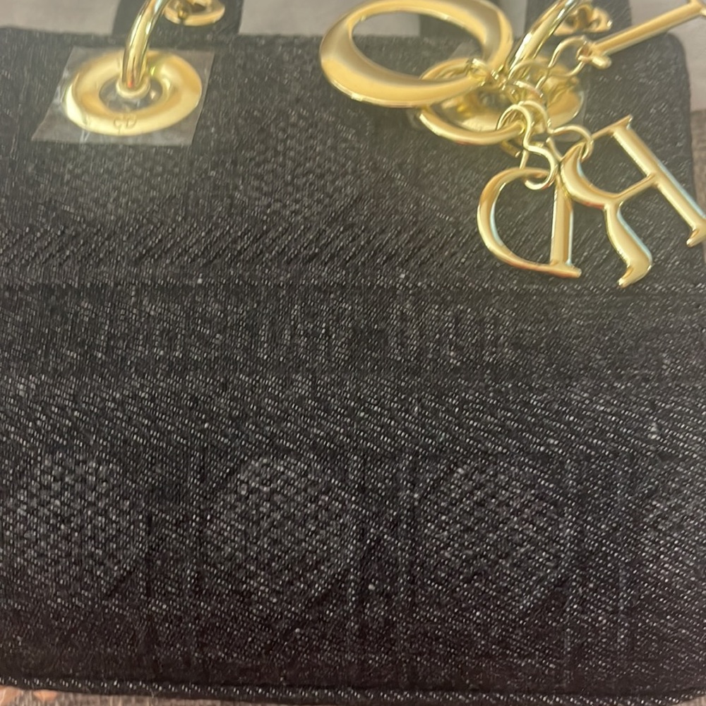 Dior Mini Bag in Black with Gold Details - Picture 4 of 14